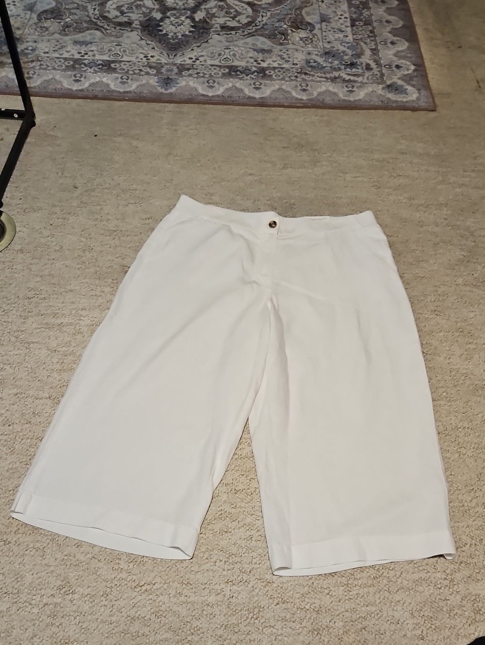 Chico's Linen Blend White Wide Leg Cropped Pants